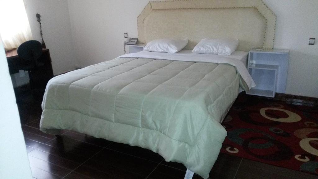 Zambezi Inn Hotel โคนาครี ห้อง รูปภาพ